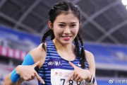 吴艳妮力破纪录，首都高校女子100栏新篇章