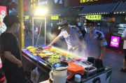 官方回应烧烤店泔水桶捞出肉串再烤，严查严处，保障食品安全