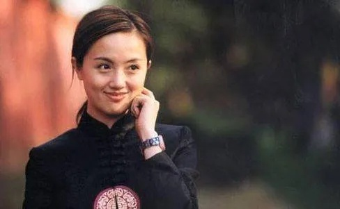 倪萍深情悼念朱媛媛，满脑子都是她那小虎牙的可爱身影